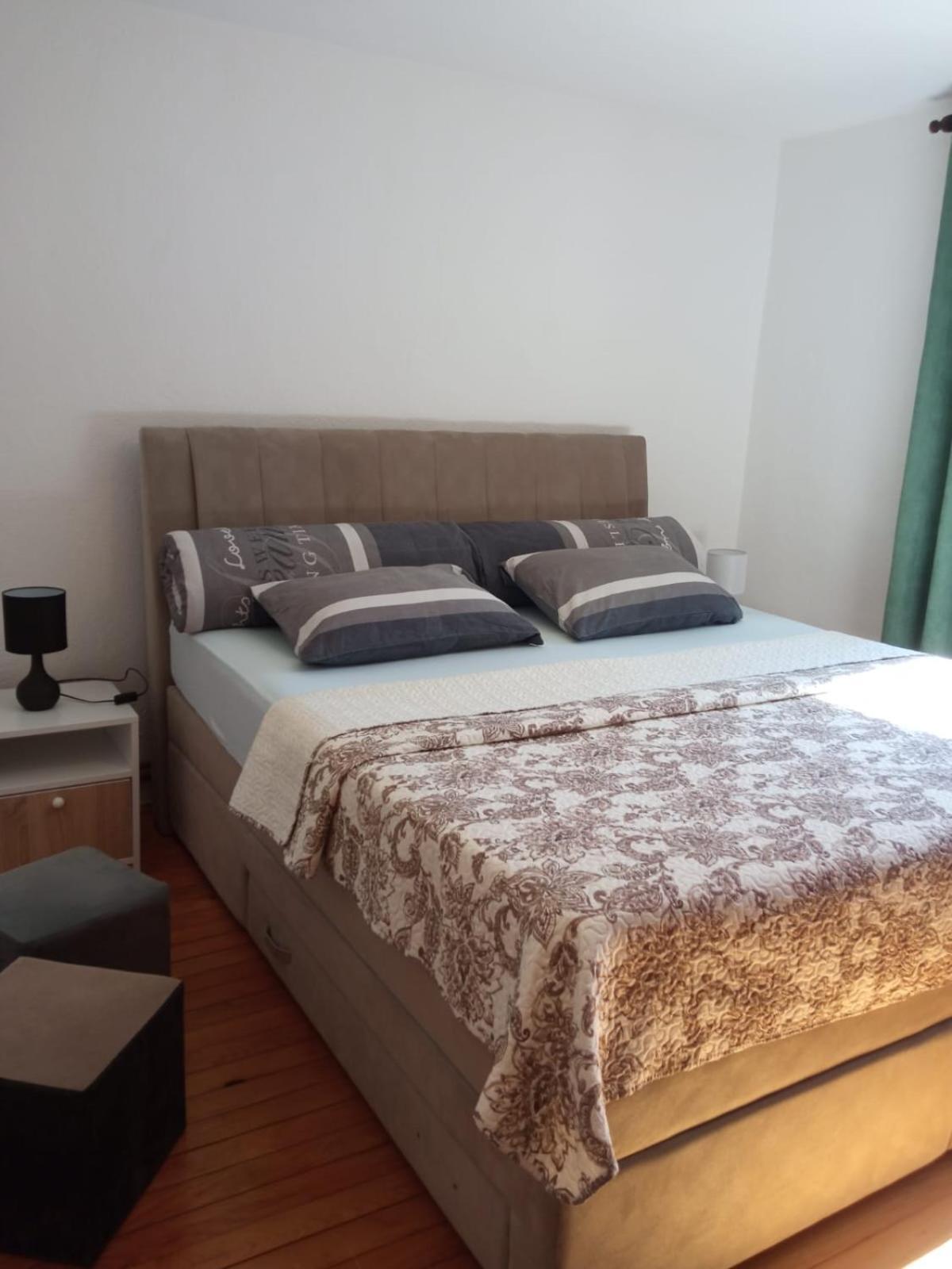Apartman "Em" Bihac Luaran gambar