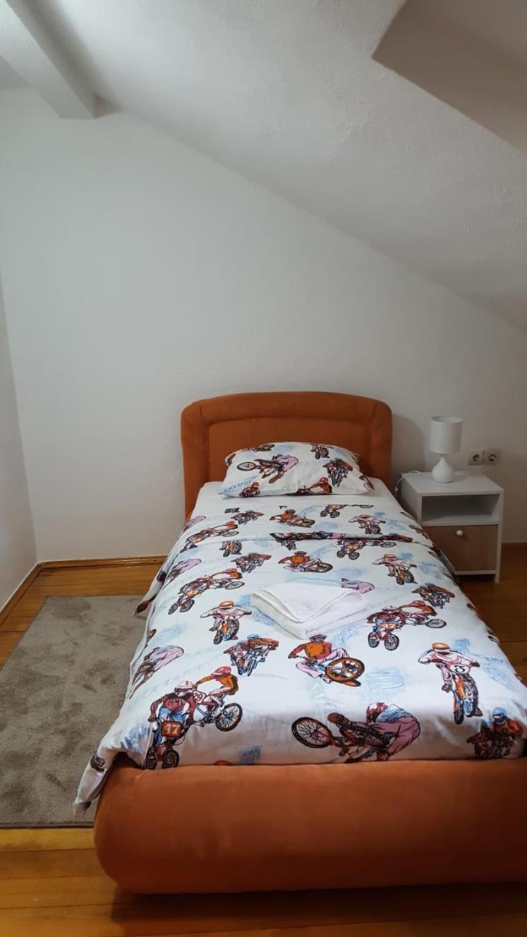 Apartman "Em" Bihac Luaran gambar