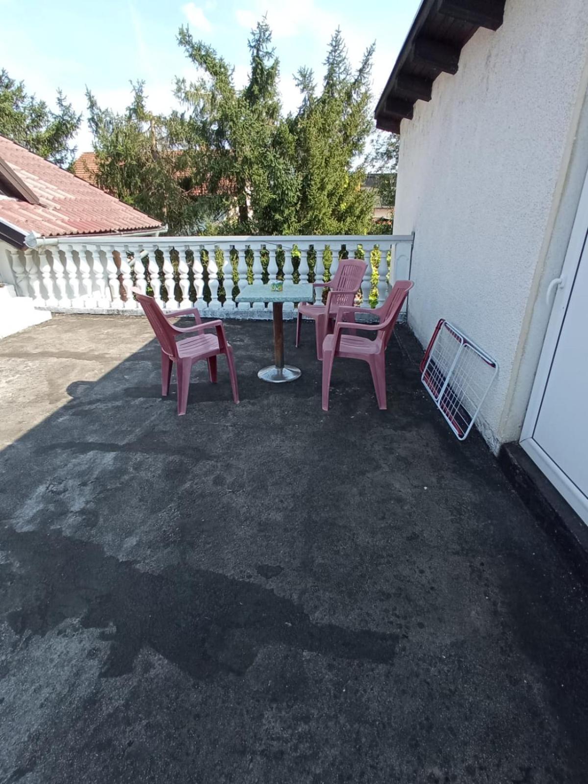 Apartman "Em" Bihac Luaran gambar