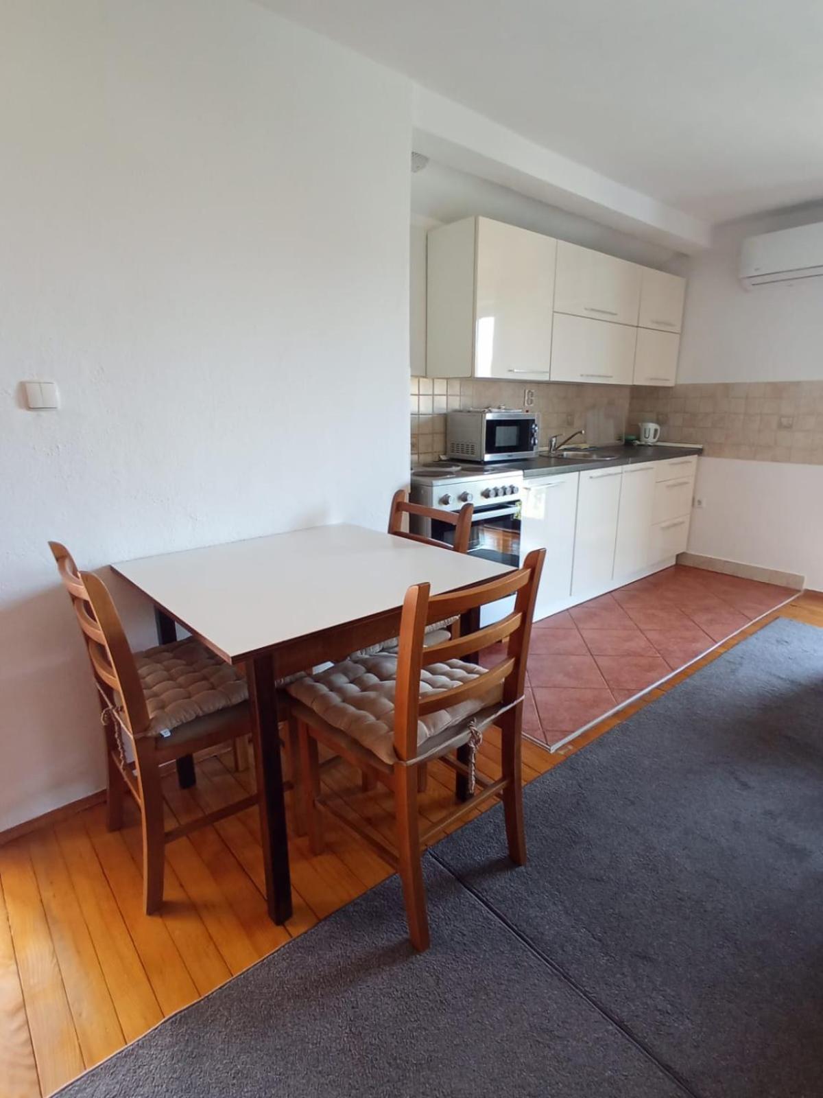 Apartman "Em" Bihac Luaran gambar